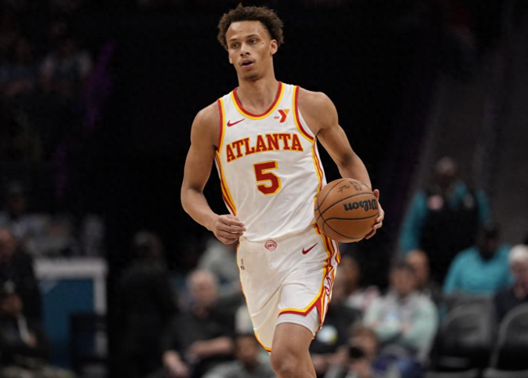 浓眉哥新星比赛局势复杂表现突出,瑞士队前途光明! 浓眉哥新星比赛局势复杂表现突出,瑞士队前途光明!