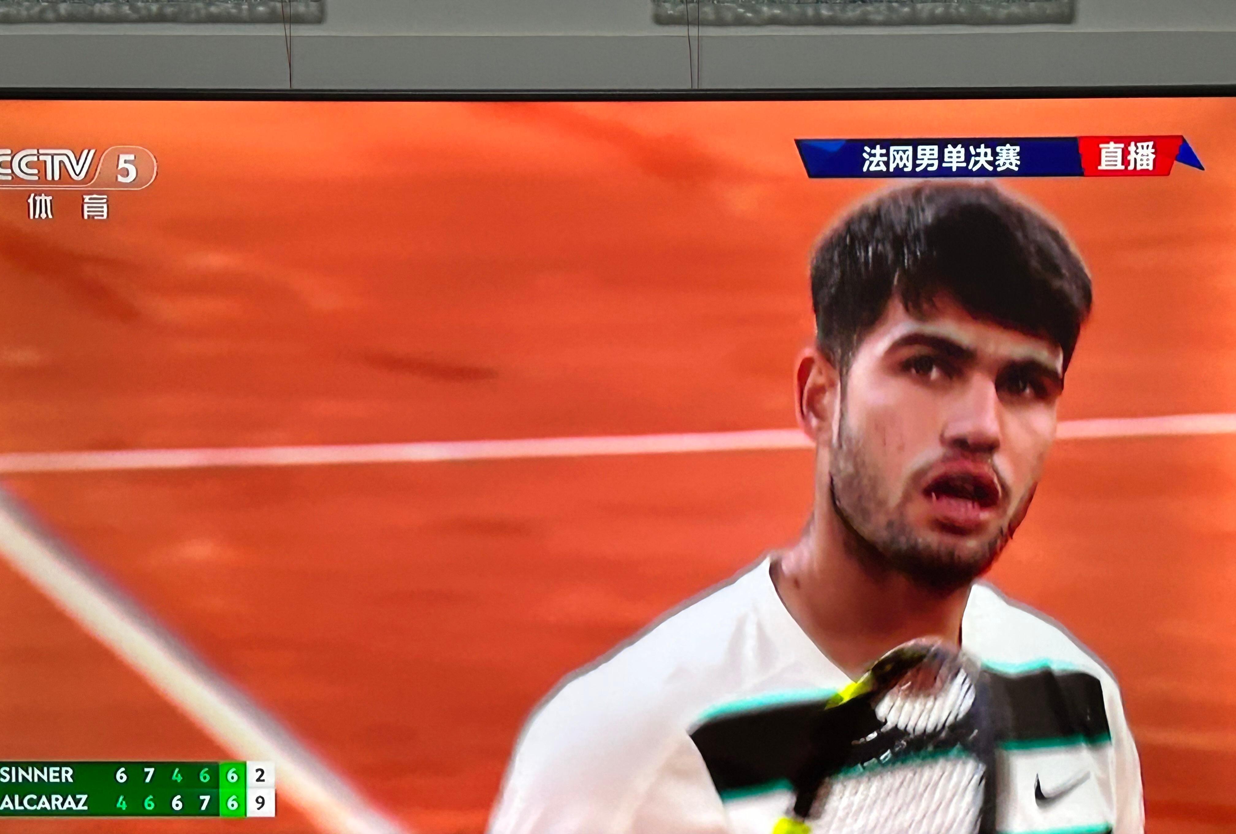 关于阿扎伦卡遭遇三持续失利,加拿大队教练压力巨大!气势如虹延续的信息 关于阿扎伦卡遭遇三持续失利,加拿大队教练压力巨大!气势如虹延续的信息