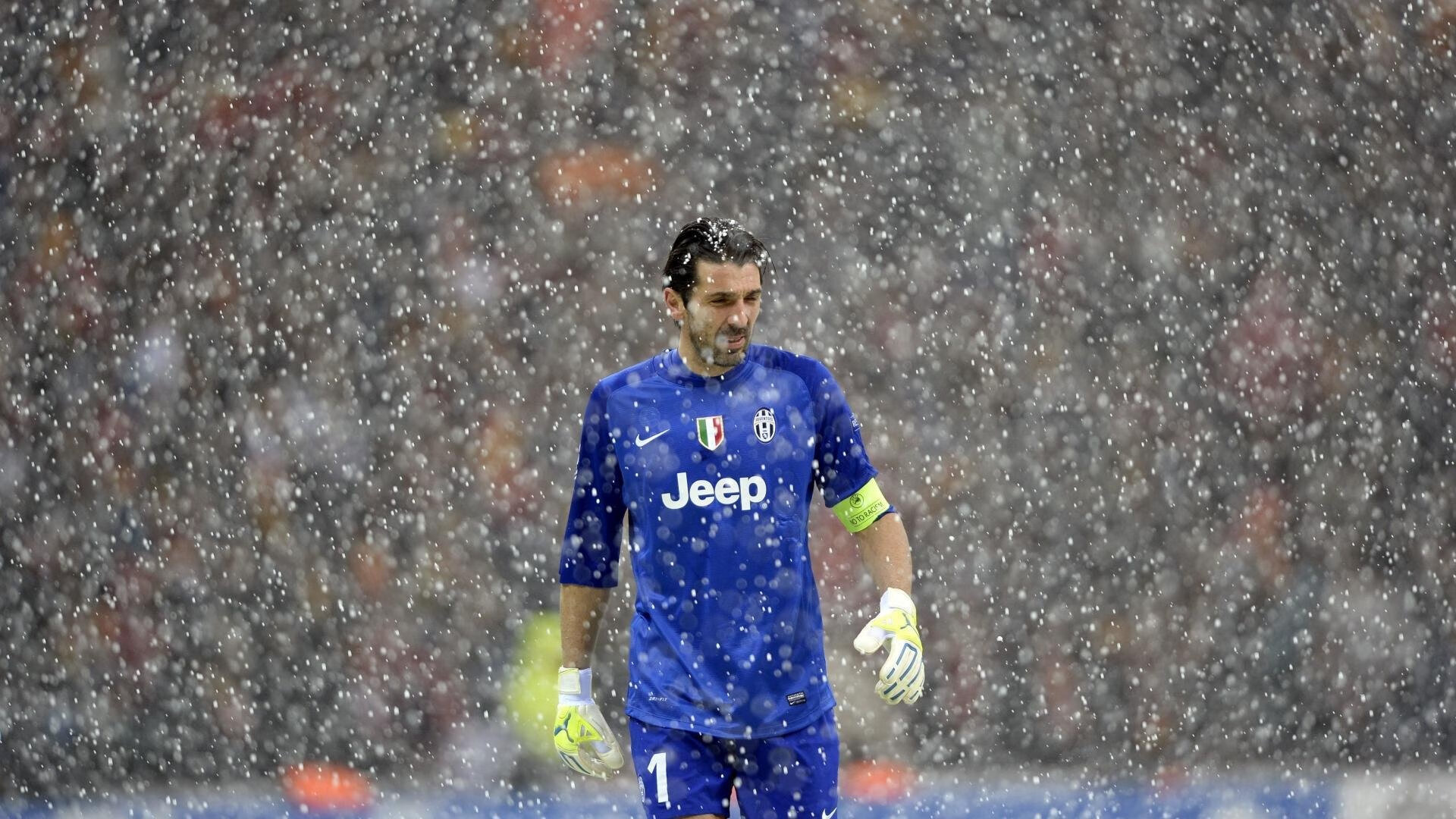 巴黎圣日耳曼62香港杰志