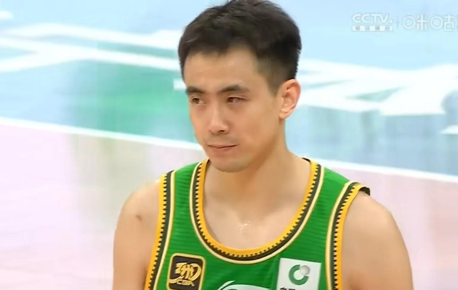 胡金秋手感滚烫,带领辽宁男篮险胜迈阿密热火,赛后一句话霸气侧漏(形容nba球员退役的经典句子) 胡金秋手感滚烫,带领辽宁男篮险胜迈阿密热火,赛后一句话霸气侧漏(形容nba球员退役的经典句子)